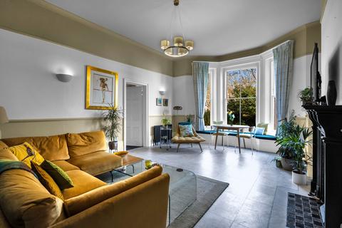 2 bedroom flat for sale, Trinity Crescent, Folkestone CT20