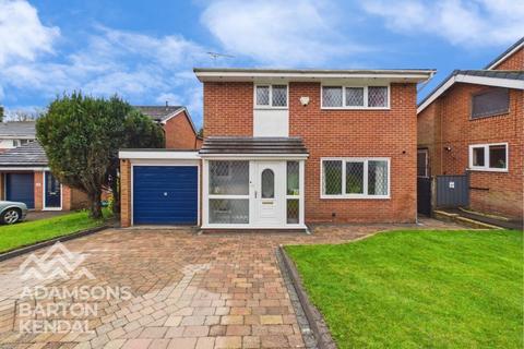 Foxglove Court, Shawclough, OL12