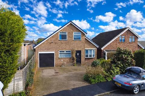 Chaucer Drive, Burntwood, WS7 2HT