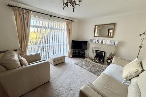 3 bedroom house for sale, Houghtonside, Houghton Le Spring DH4