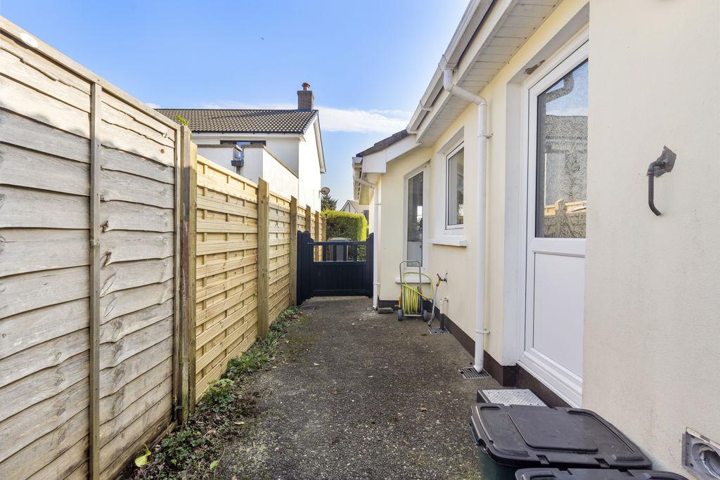 23 Hilltop Rise