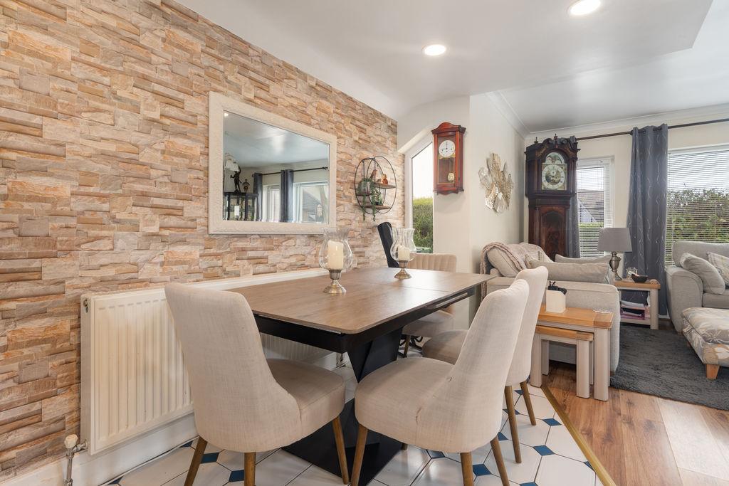 23 Hilltop Rise