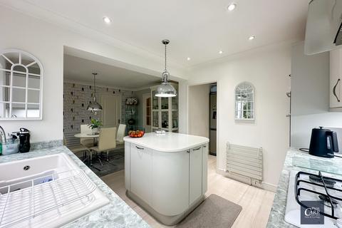 4 bedroom detached house for sale, Bushey Close, Streetly, Sutton Coldfield, B74 3JG
