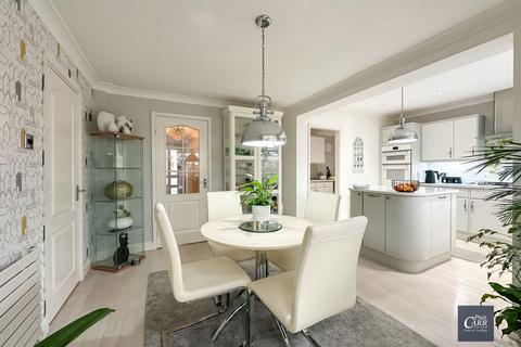 4 bedroom detached house for sale, Bushey Close, Streetly, Sutton Coldfield, B74 3JG