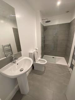 1 bedroom flat to rent, 15-17 The Broadway, London NW7