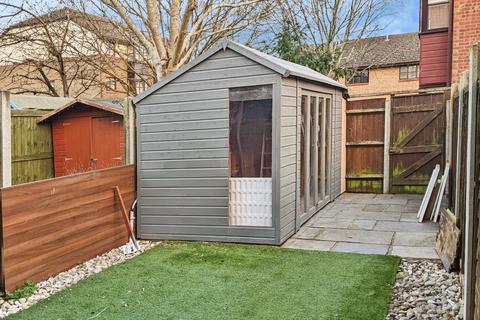 2 bedroom house to rent, Clover Way, WALLINGTON