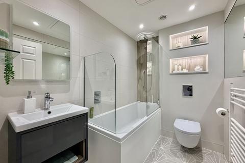 3 bedroom terraced house for sale, Groves Close, Bourne End SL8