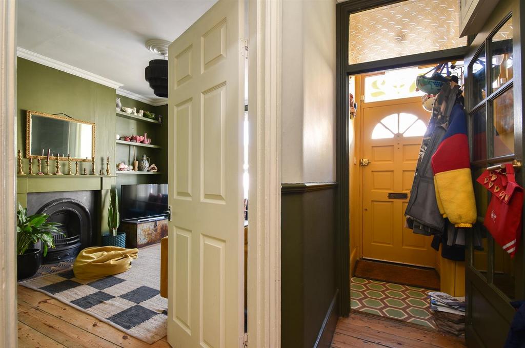 Entrance hall &amp; living room