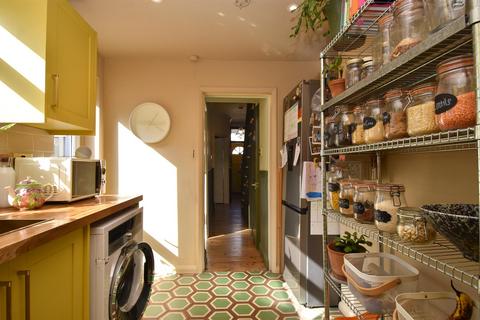 3 bedroom end of terrace house for sale, St. Thomass Road, Hastings