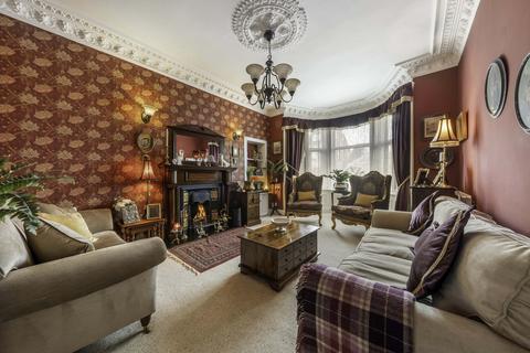 undefined, Dundee DD3