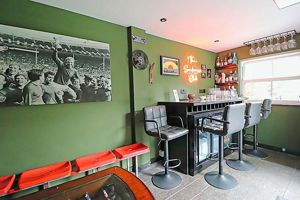 Garage Conversion /