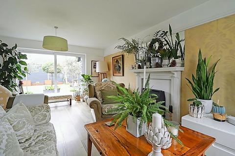 4 bedroom detached house for sale, Maurice Road, Canvey Island
