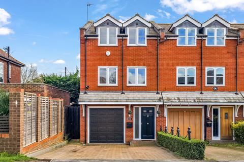 undefined, Tolmers Road, Cuffley EN6