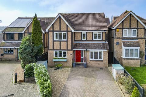 4 bedroom detached house for sale, Godrevy Grove, Tattenhoe, Milton Keynes