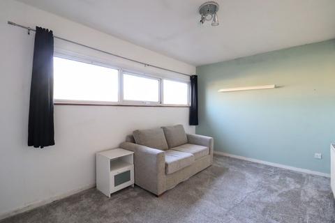 2 bedroom terraced house for sale, Sunningdale Way, Far Bletchley, Milton Keynes