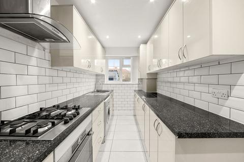 4 bedroom semi-detached house for sale, Kingshill Avenue, Northolt