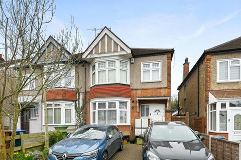 Cambridge Road, North Harrow