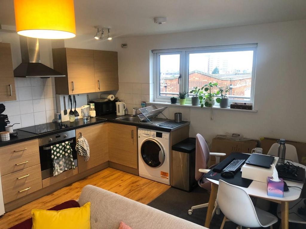Kitchen Dining area