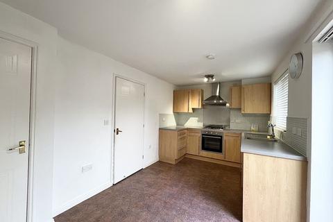 3 bedroom semi-detached house to rent, Victoria Lane, Manchester