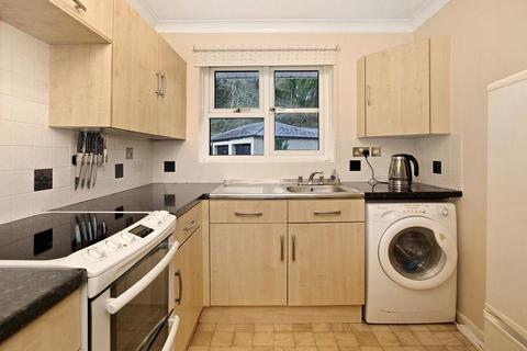 undefined, Packs Close, Totnes TQ9