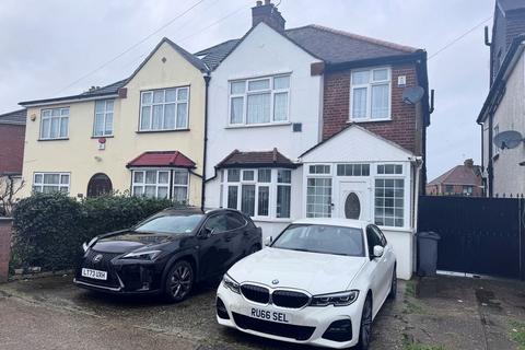 3 bedroom semi-detached house for sale, Hogarth Gardens, Heston, Hounslow