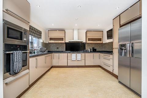 4 bedroom detached bungalow for sale, Newliston Drive, Kirkcaldy