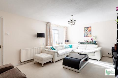 3 bedroom detached house for sale, Chirton Walk, Woking GU21
