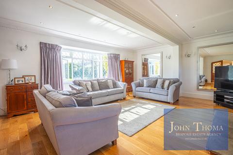 5 bedroom detached house for sale, Herbert Road, Emerson Park RM11
