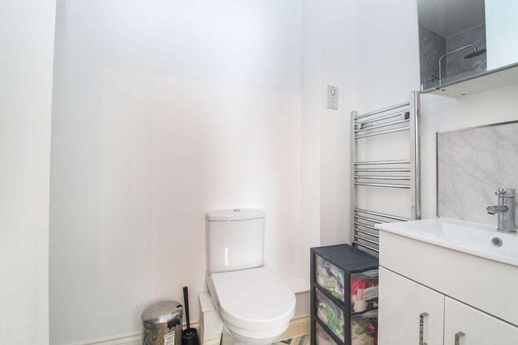 Bedroom One En-Suite