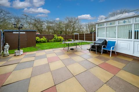 3 bedroom semi-detached house for sale, Nanaimo Way, Kingswinford DY6