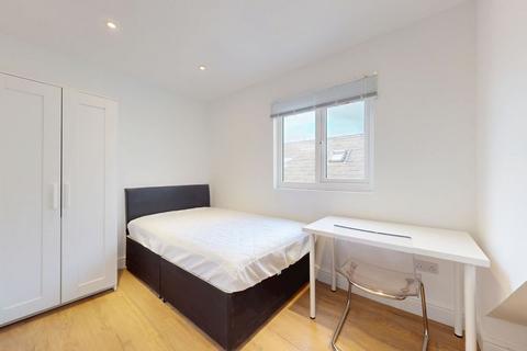 2 bedroom apartment to rent, Connaught Road, Cardiff CF24