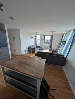 2 bedroom flat for sale, North Bank, Sheffield, S3 8JA
