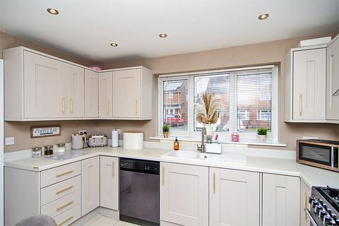 undefined, Cavans Close, Cannock WS11