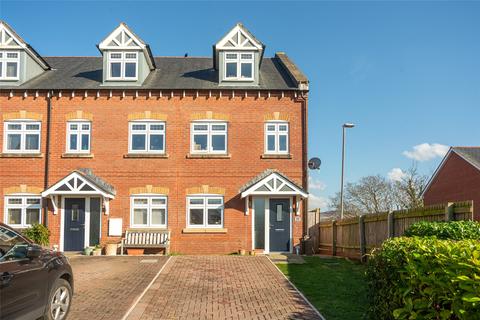 Gwel Y Llan, Caernarfon, Gwynedd, LL55
