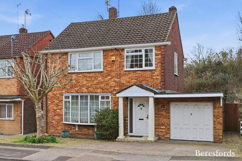 Hunter Avenue, Shenfield, CM15