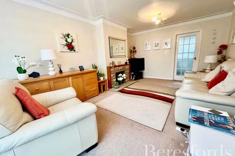 undefined, Little Meadow, Writtle, CM1