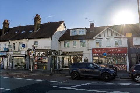 3 bedroom apartment to rent, Uxbridge Road, Uxbridge UB10