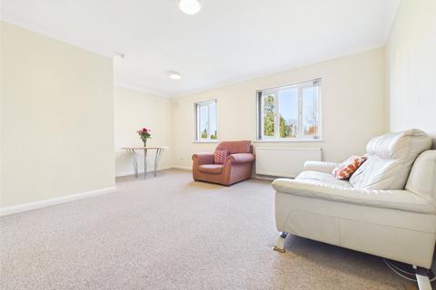 2 bedroom apartment to rent, Osprey Close, West Drayton UB7
