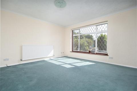2 bedroom bungalow for sale, Treeside Close, West Drayton UB7