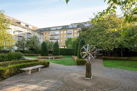 2 bedroom apartment for sale, Kensington House, West Drayton UB7