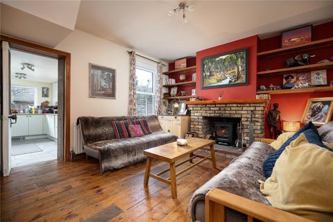 4 bedroom semi-detached house for sale, Colham Avenue, West Drayton UB7