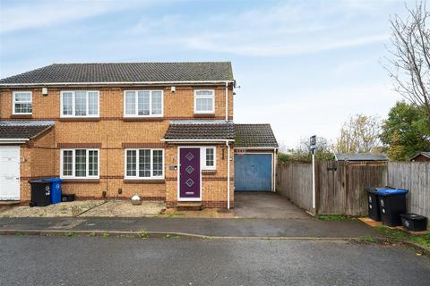 3 bedroom semi-detached house for sale, Oak End Drive, Iver SL0