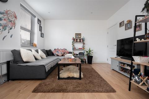 undefined, Duval House, Harmondsworth UB7