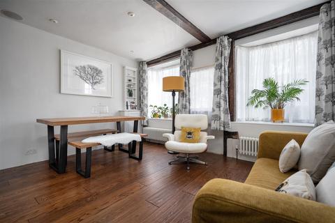 undefined, The Green, West Drayton UB7