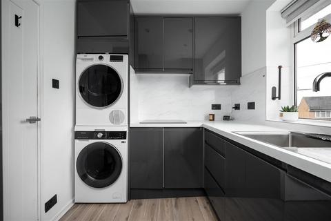 1 bedroom apartment for sale, Rutters Close, West Drayton UB7
