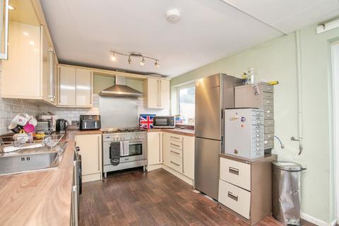 undefined, Bond Street, Rowley Regis, B65