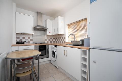 undefined, Oak Avenue, West Drayton UB7