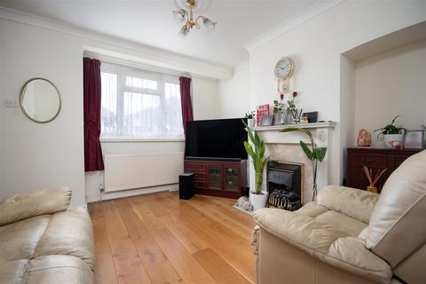 3 bedroom end of terrace house for sale, Maxwell Road, West Drayton UB7