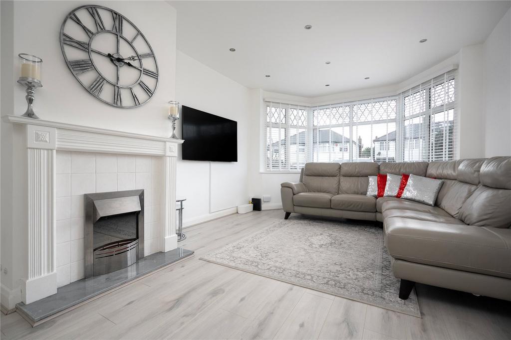 Living/Dining Room