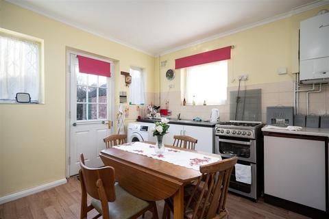 3 bedroom end of terrace house for sale, Blackthorn Avenue, West Drayton UB7